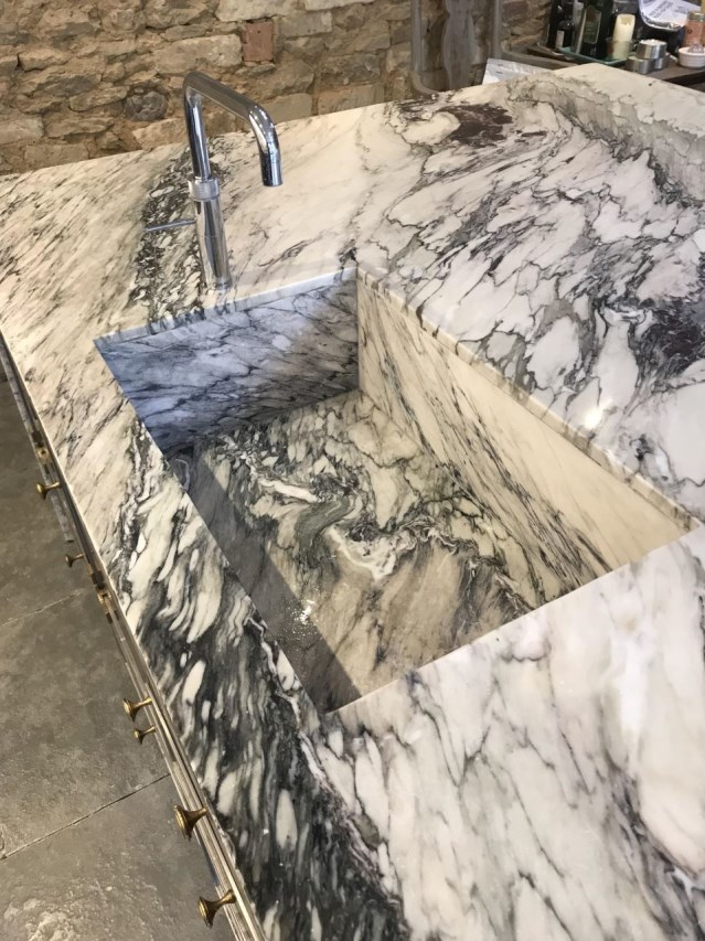 Arabascatto Corchia Marble Clad Sink